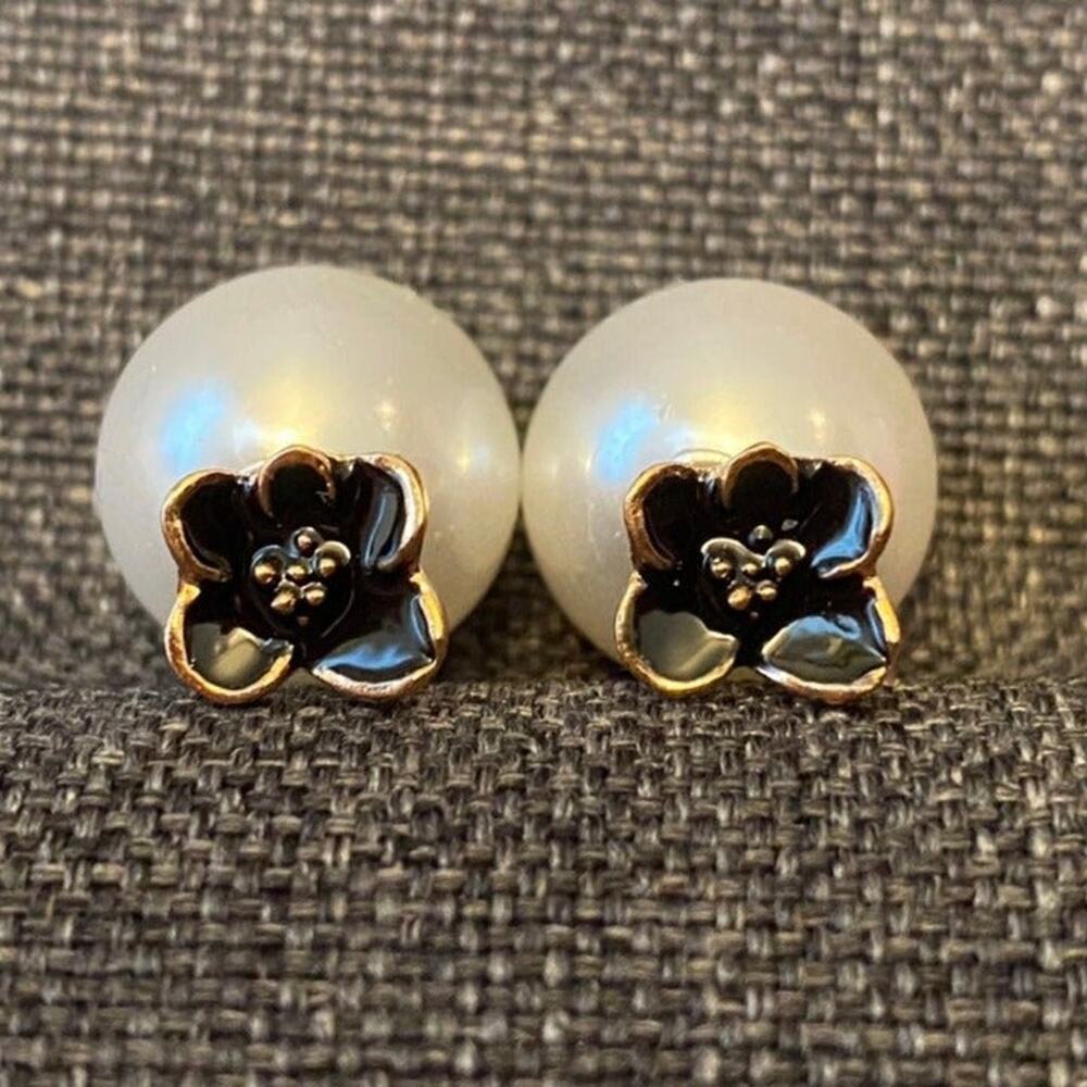 Double Sided Earrings Black Enamel and Pearl
